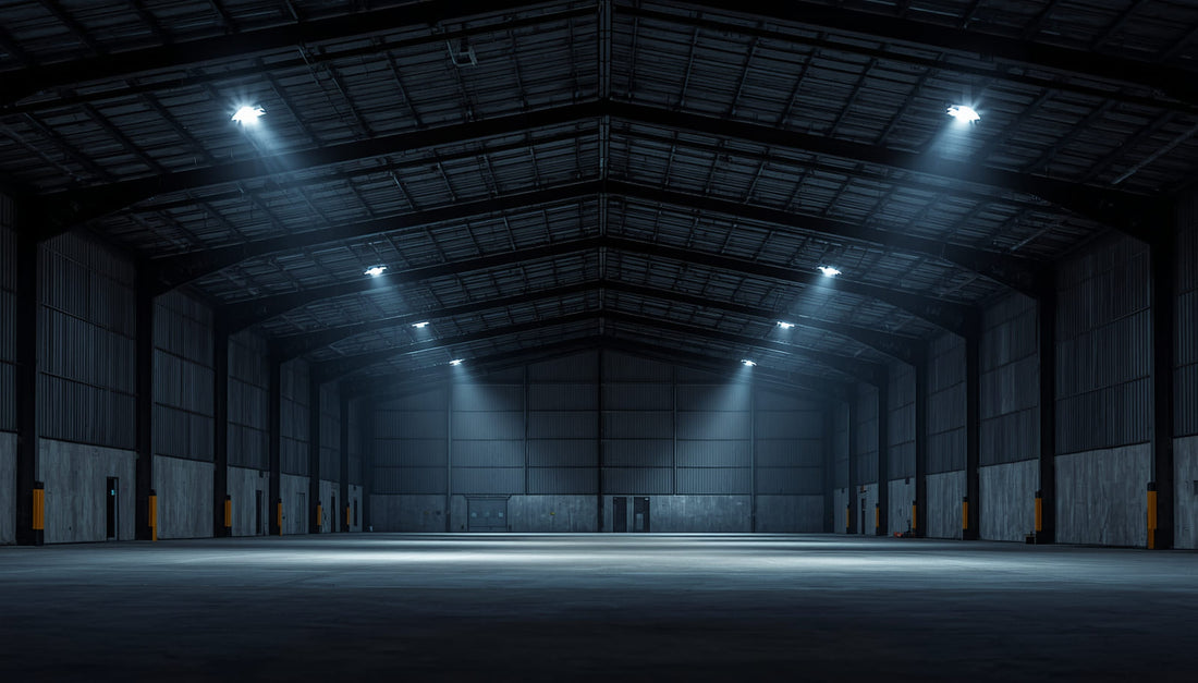 Iluminación solar para bodegas y galpones: antes y después