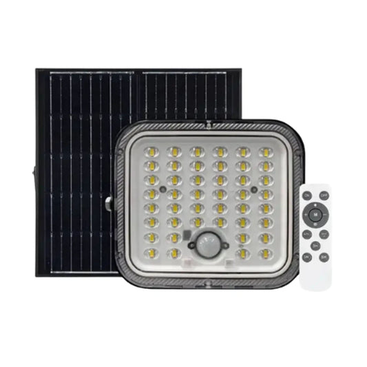 Proyector Solar LED SenseLight 100W luz fría con sensor de movimiento PIR, panel solar independiente y control remoto para exteriores.